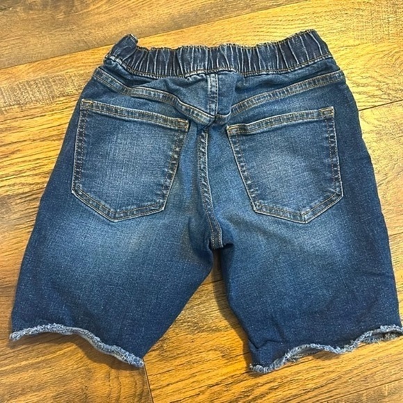 OLD NAVY
360 Stretch Pull-On Jean Shorts for Boys size M - Picture 3 of 3